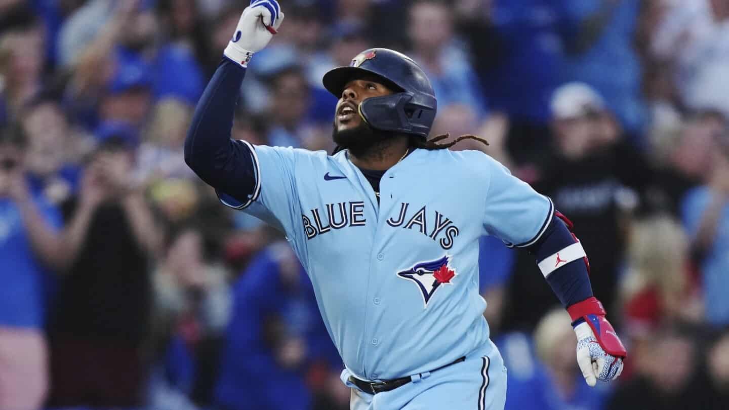 Vladimir Guerrero Jr. sonó tres imparables en victoria de Toronto Blue Jays