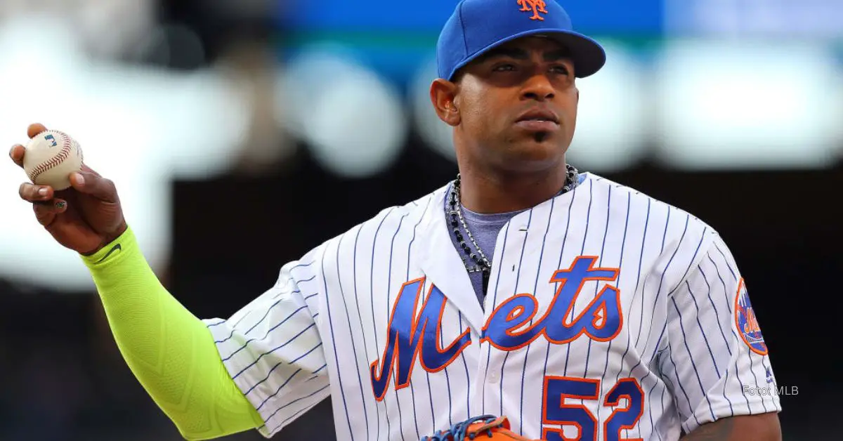 Yoenis Céspedes con el uniforme de New York Mets